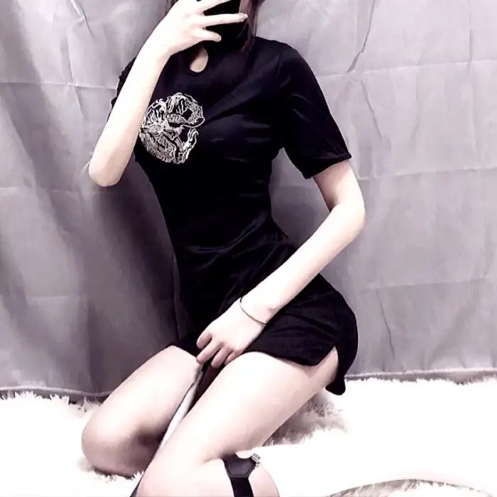 在别处2019